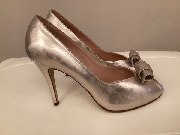Renata RN14 Italian Leather peep toe court shoe
