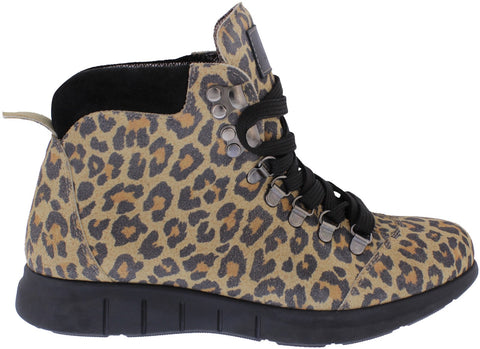 AD156 Adesso Ainsley Leopard Waterproof boot