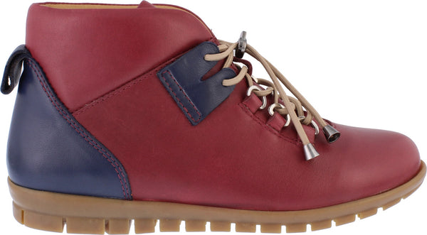 AD138 Adesso -Berry ankle bootee