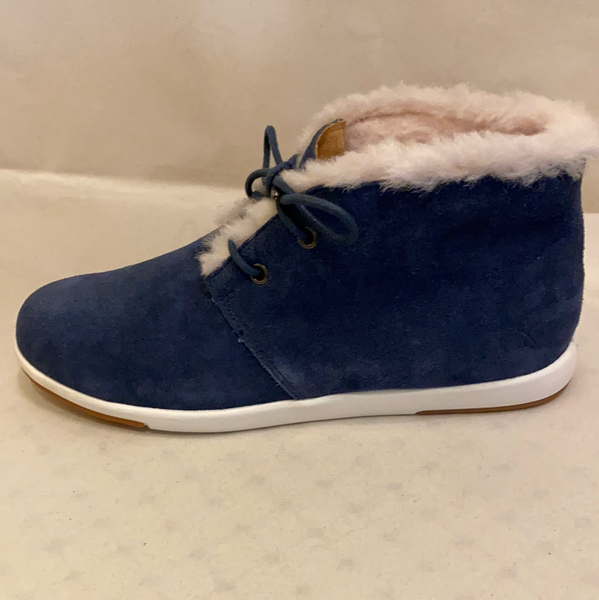 EMU EM22 ladies blue suede ankle boot