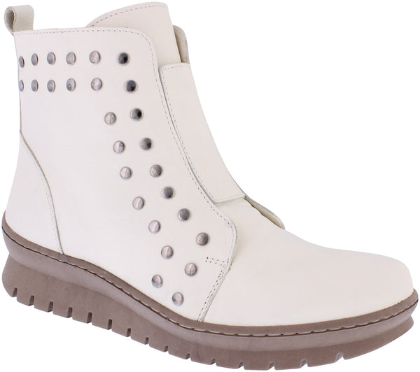 Ad155 Adesso Addison Winter White Stud boot