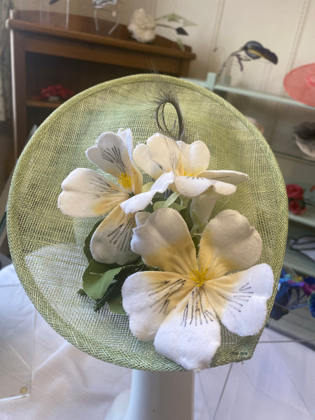 Green fascinator LEF329