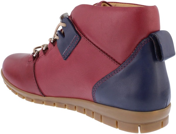 AD138 Adesso -Berry ankle bootee