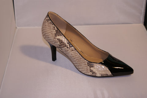 CP31 Capollini ladies court shoe