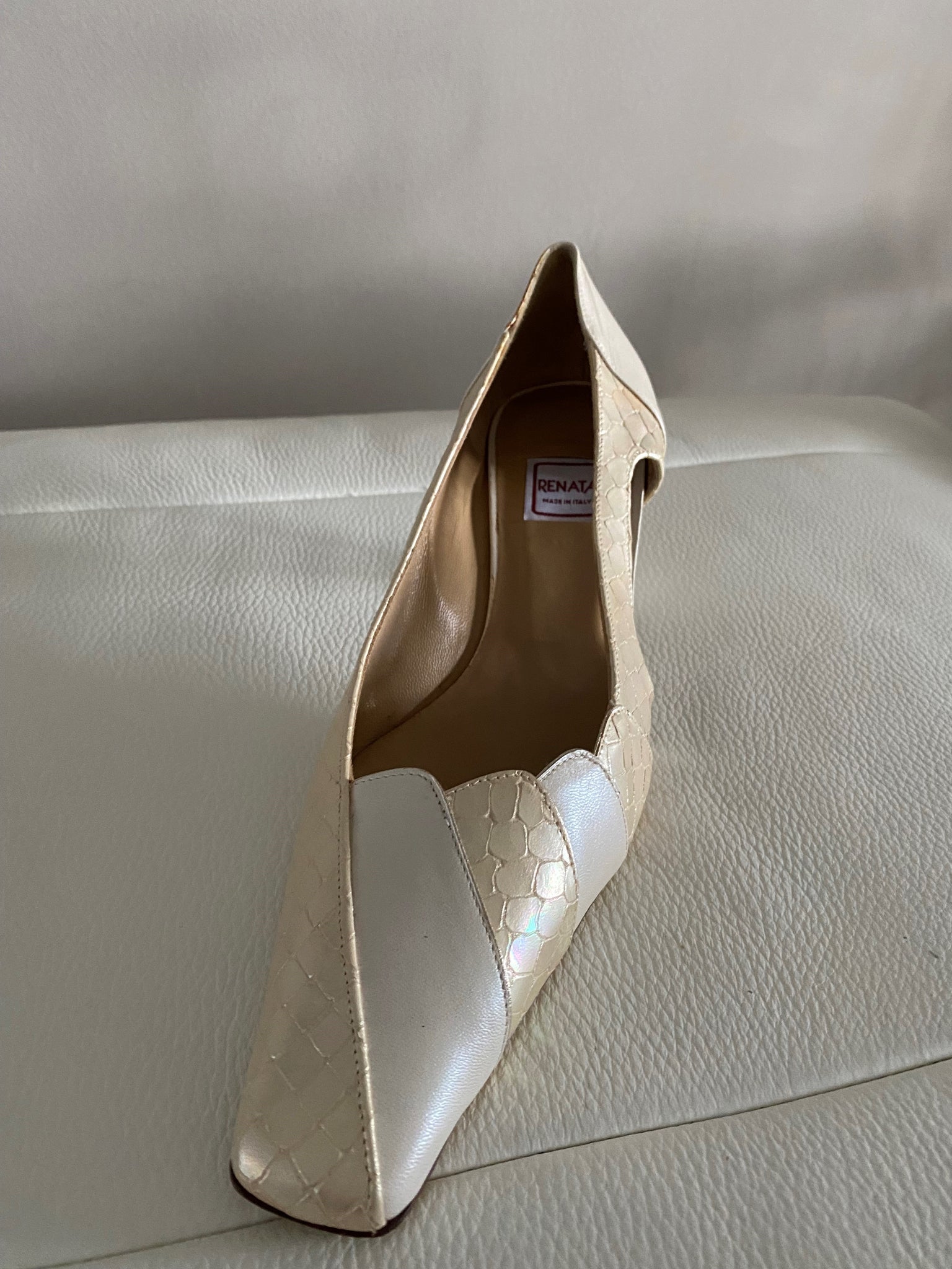 Renata Court shoe